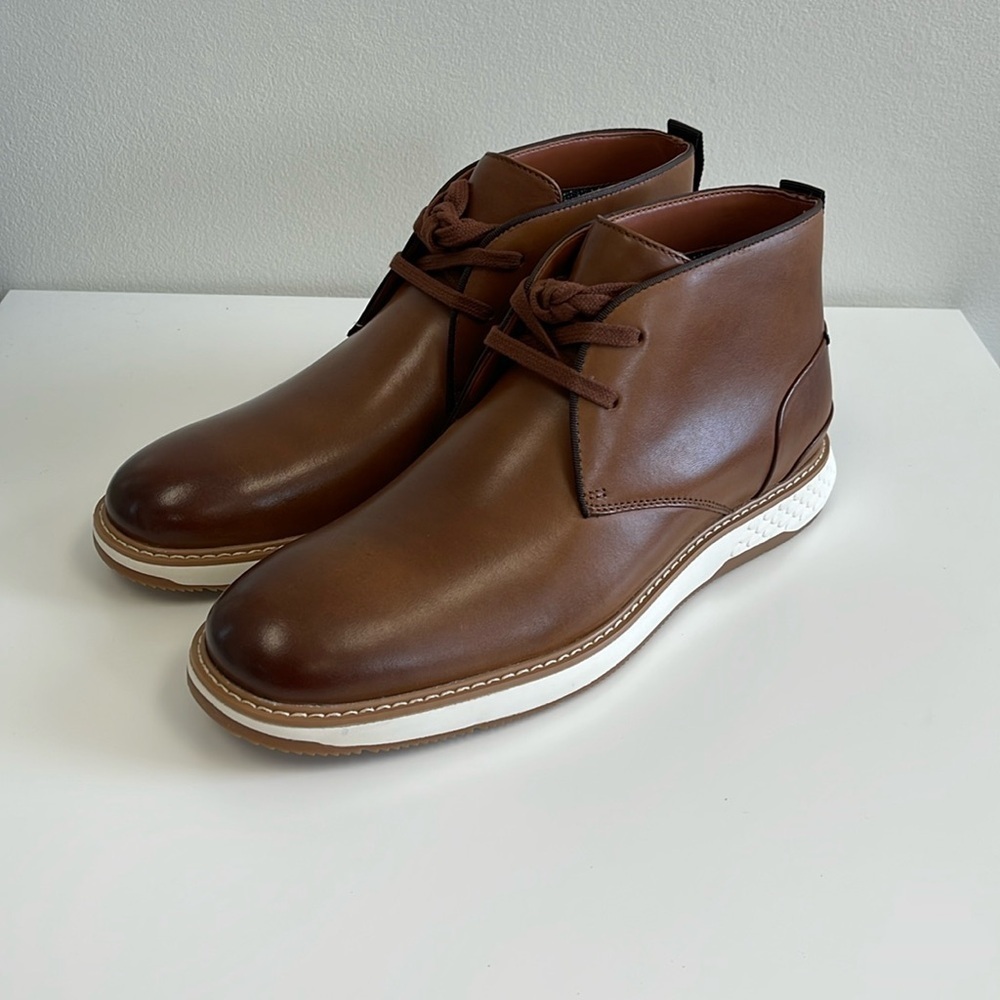Vince Camuto Coganac Size 8.5